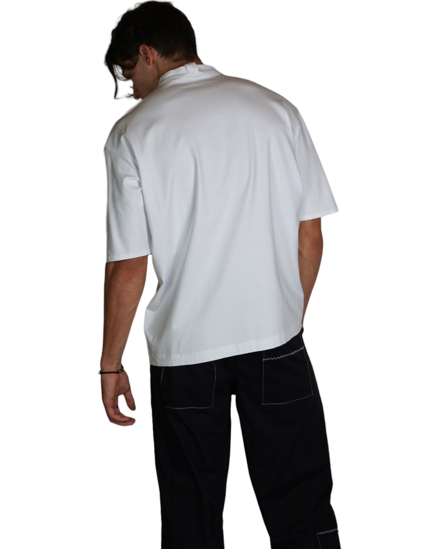 T-Shirt in weiß mit Stehkragen (Unisex)